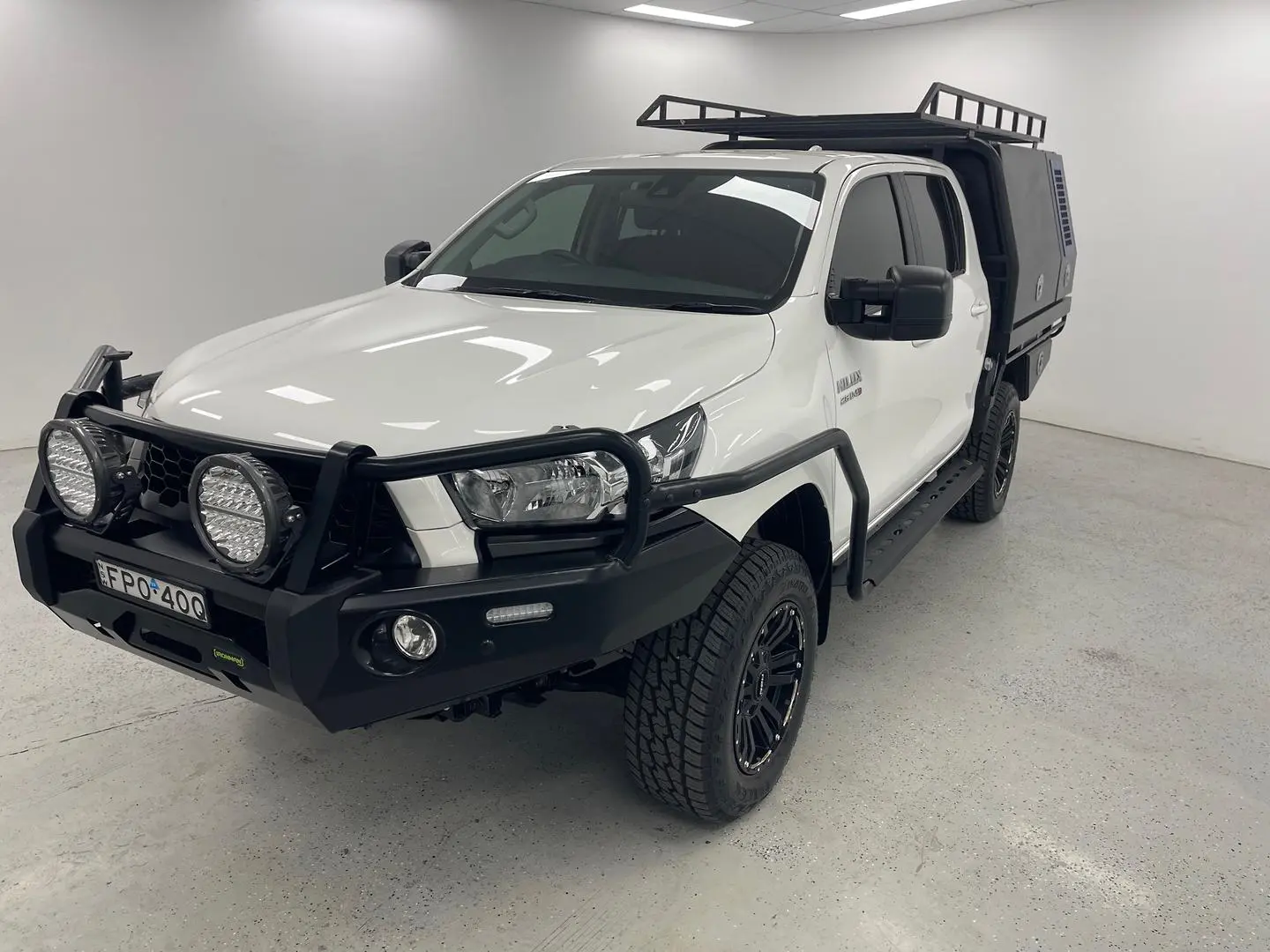 2025 Toyota Hilux Gallery Image 7