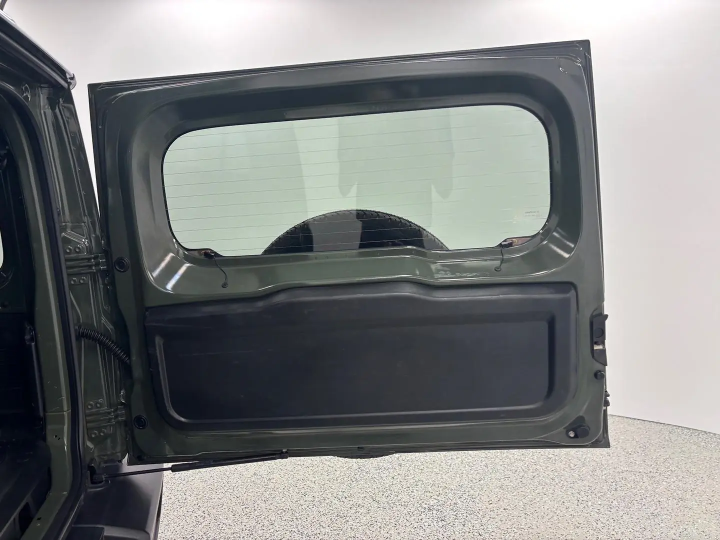 2019 Suzuki Jimny Gallery Image 18