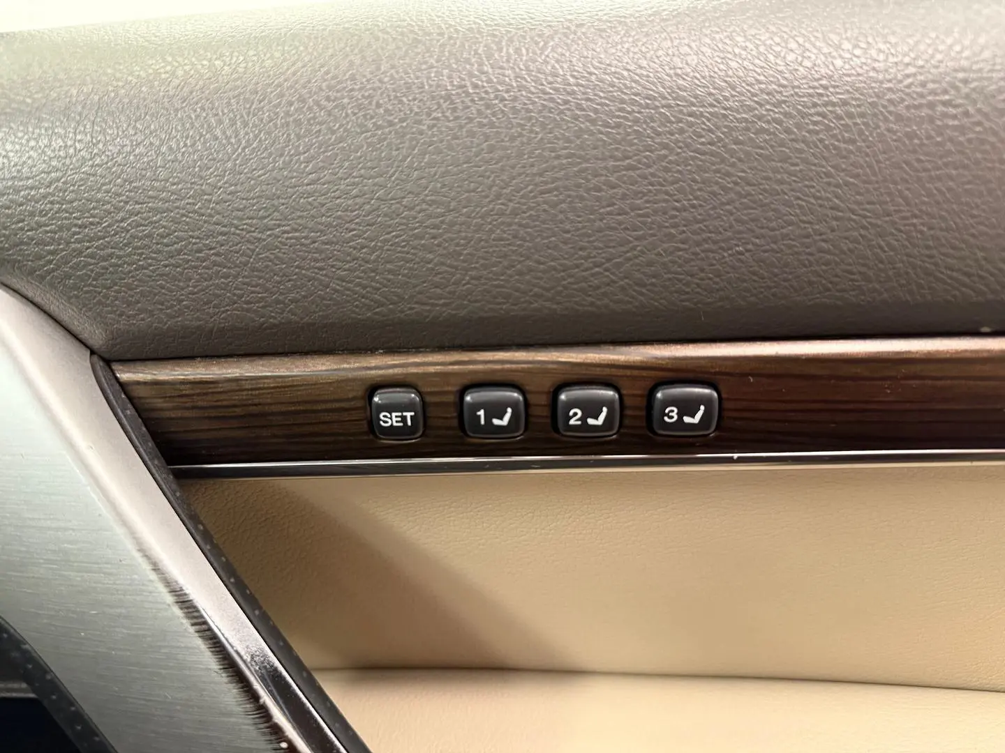 2018 Toyota Landcruiser Gallery Image 42