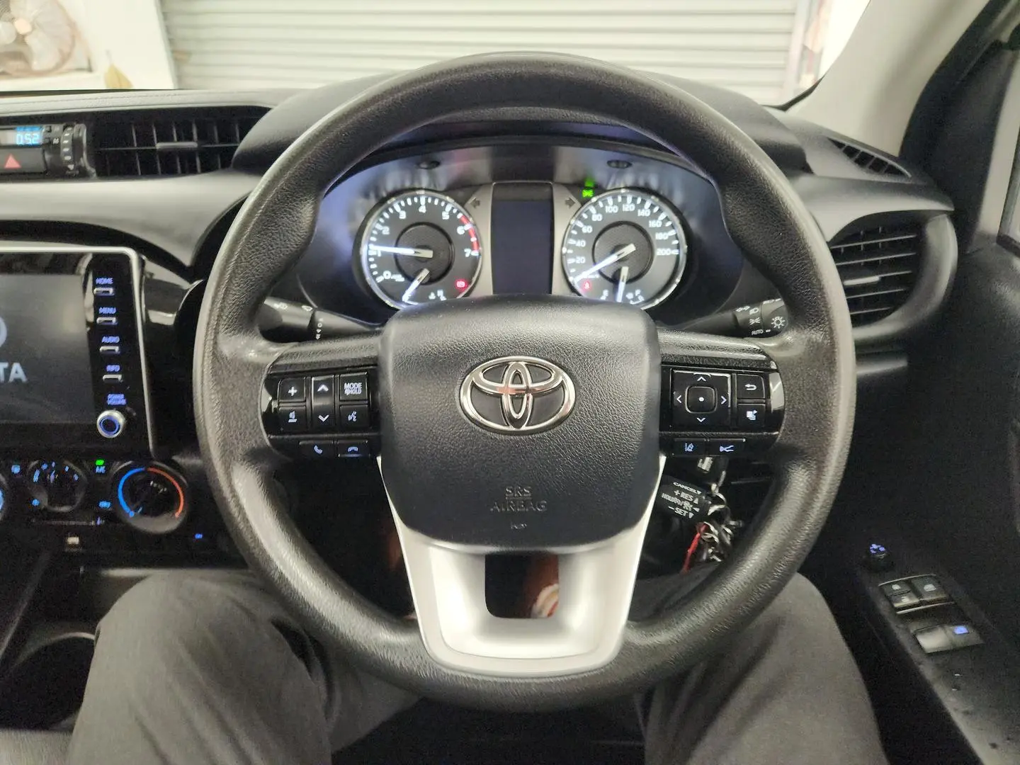 2022 Toyota Hilux Gallery Image 19