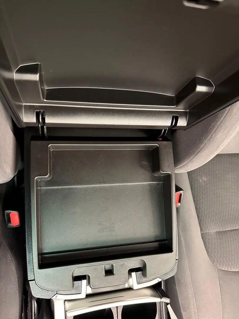 2021 Toyota Landcruiser Gallery Image 37