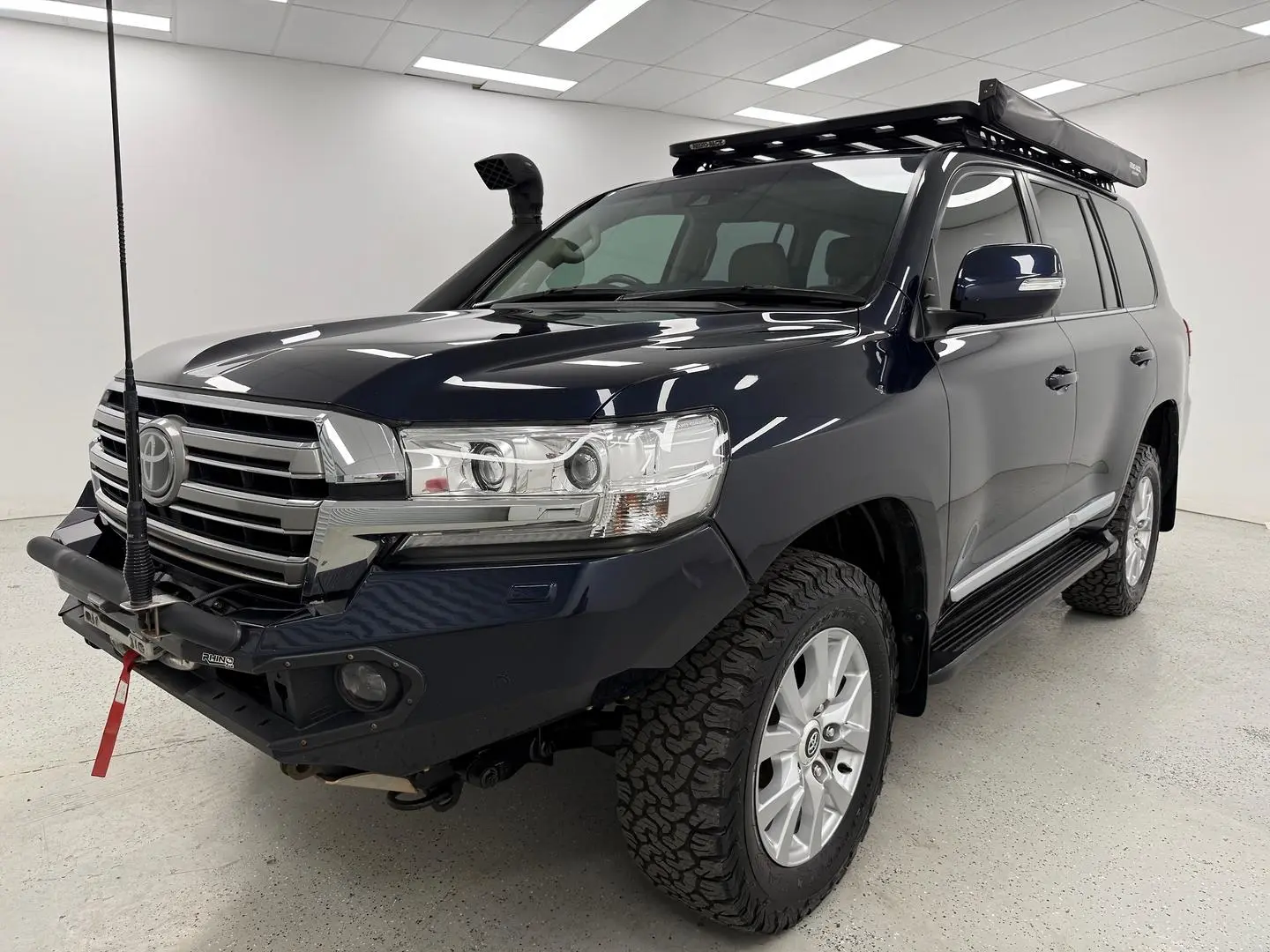 2018 Toyota Landcruiser Gallery Image 7