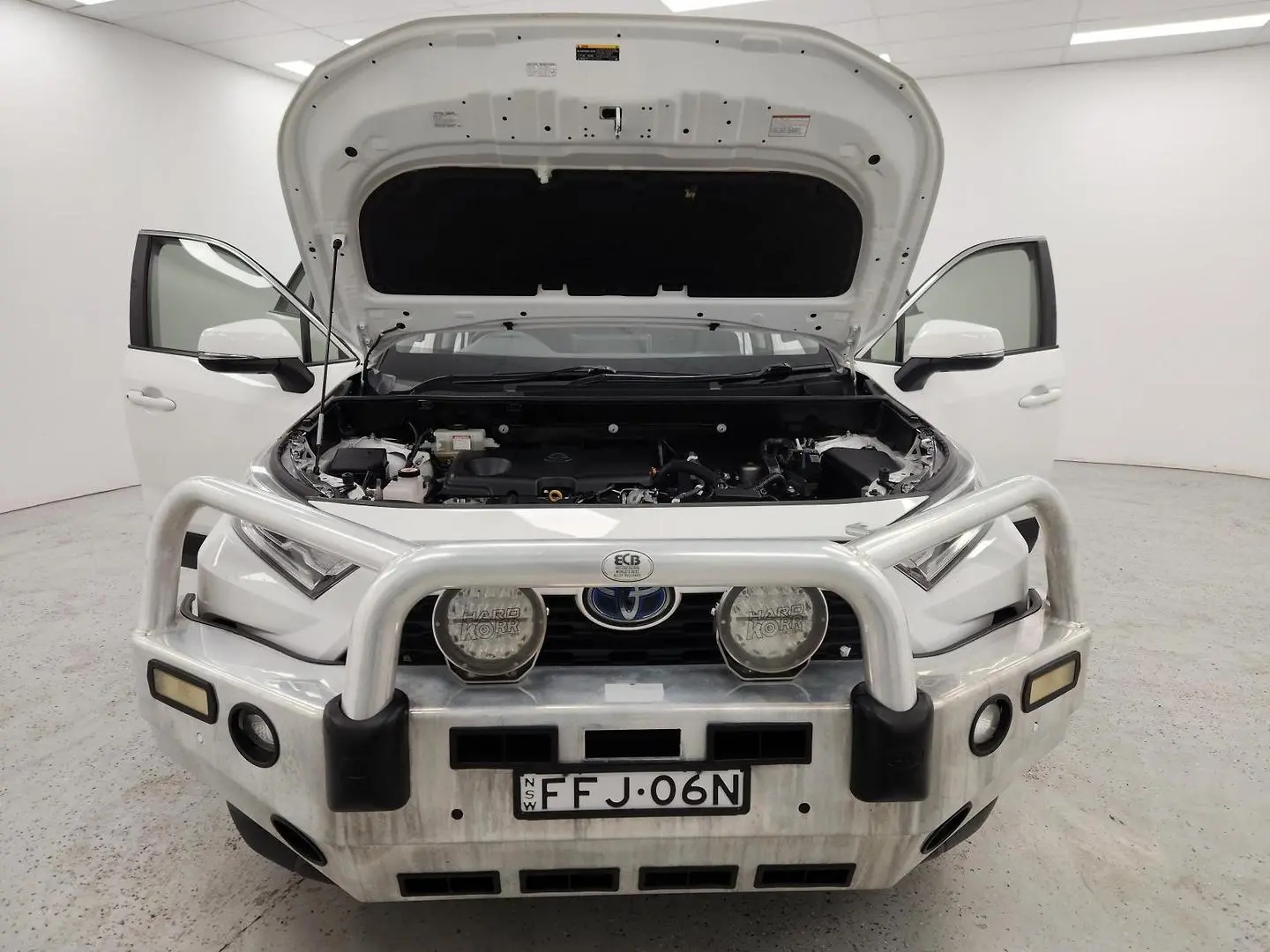 2019 Toyota RAV4 Gallery Image 16