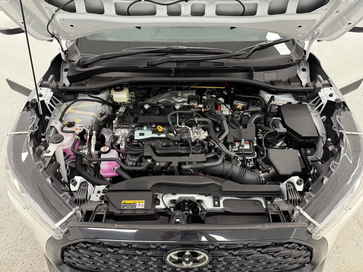 2025 Toyota Corolla Cross Gallery Image 24