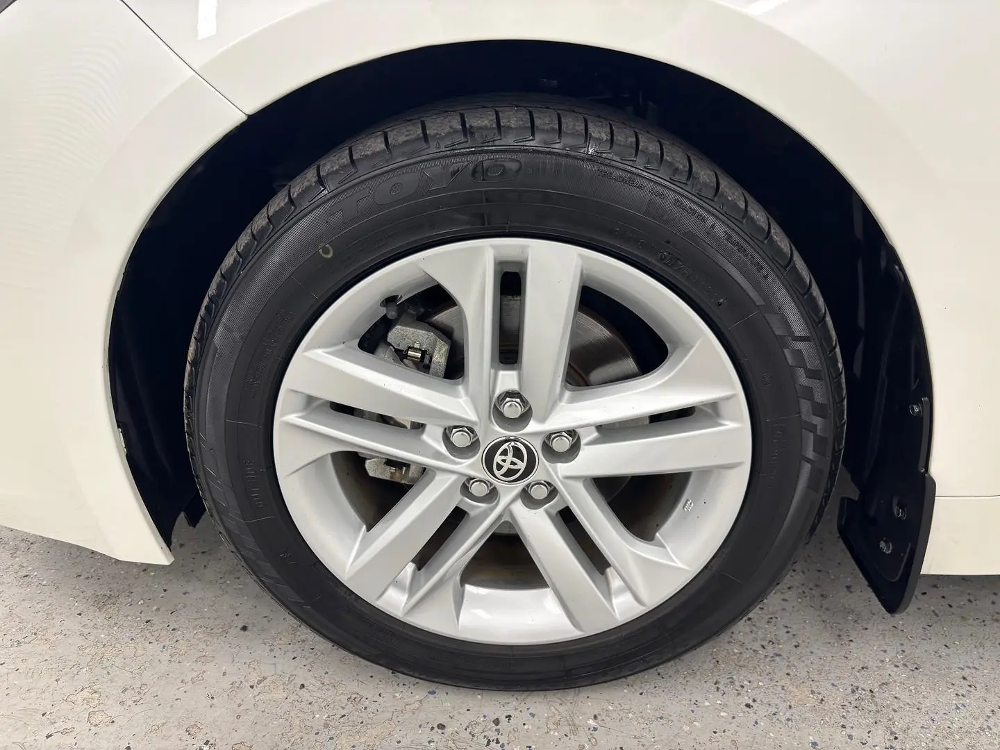2019 Toyota Corolla Gallery Image 16