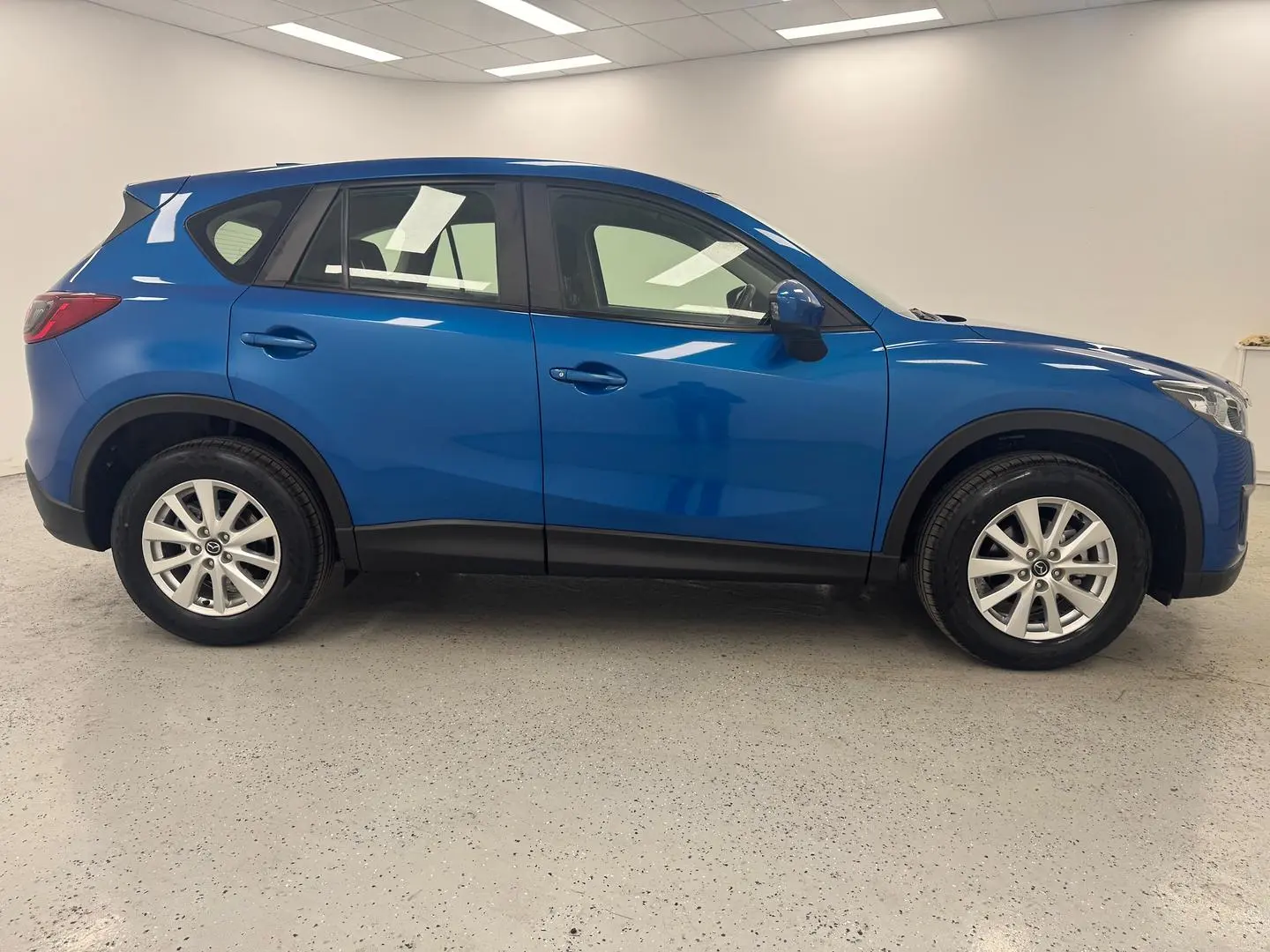 2013 Mazda CX-5 Gallery Image 2