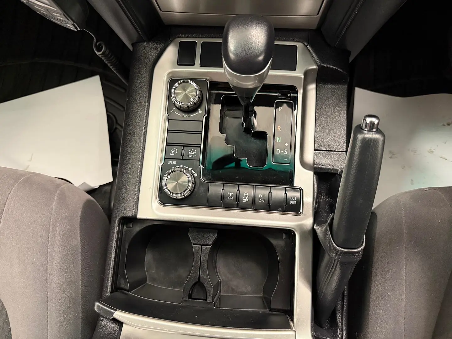 2021 Toyota Landcruiser Gallery Image 35