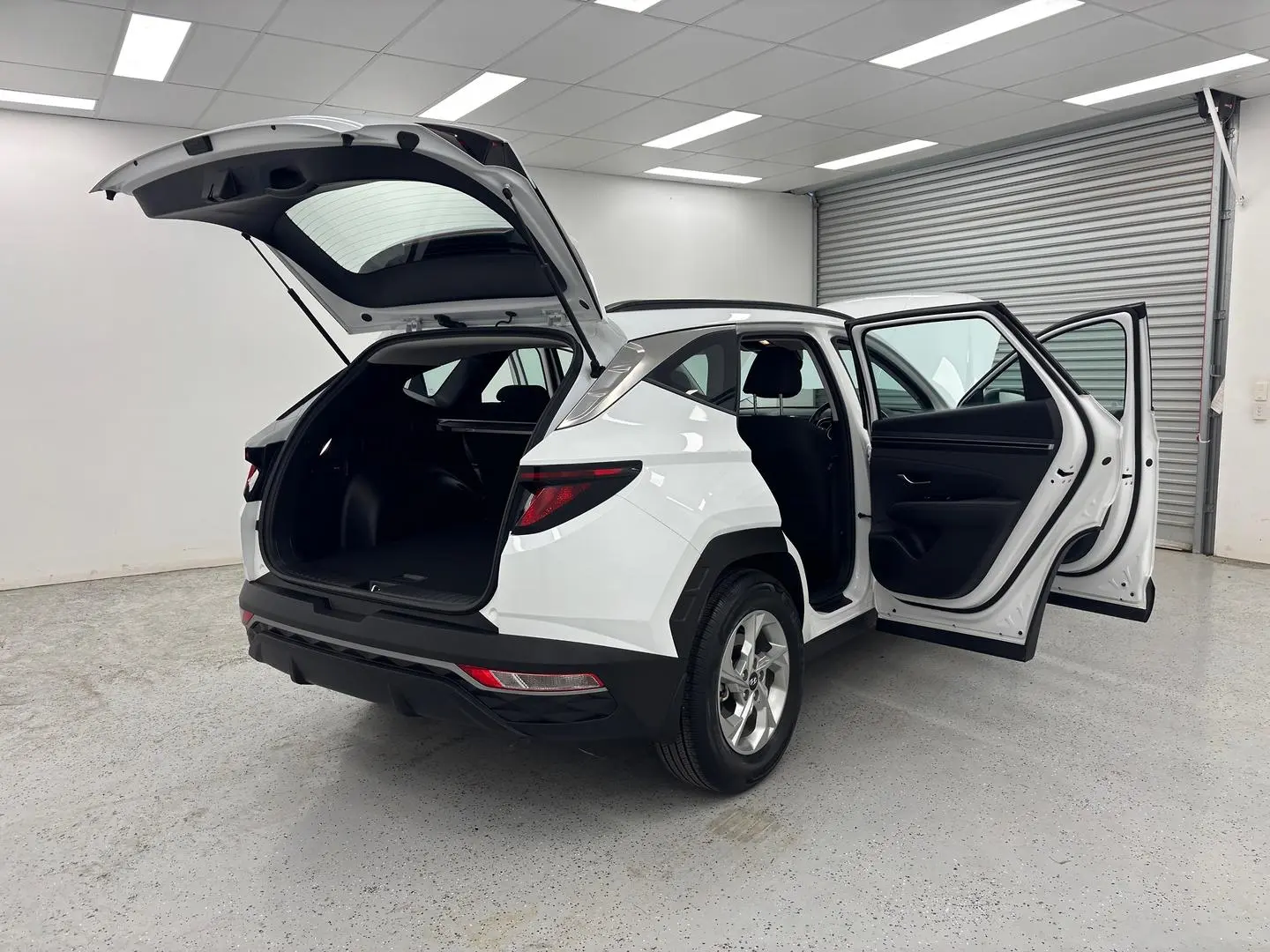 2023 Hyundai Tucson Gallery Image 10