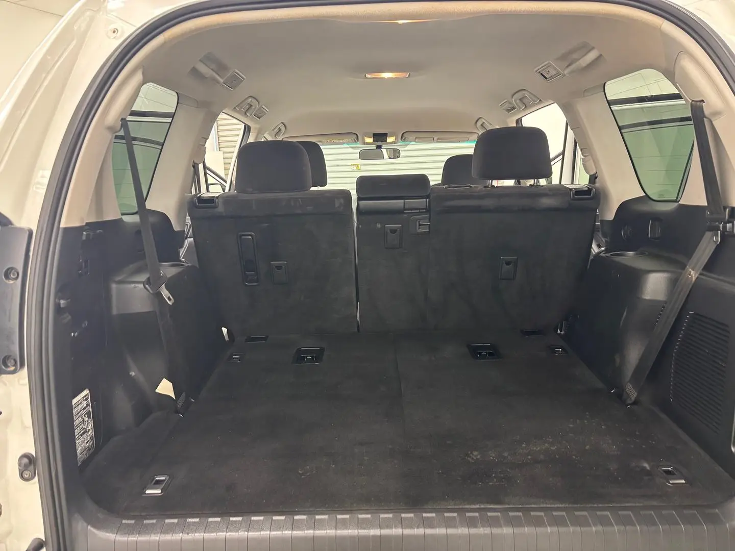 2016 Toyota Landcruiser Prado Gallery Image 21