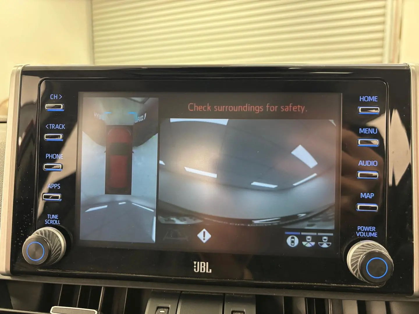 2020 Toyota RAV4 Gallery Image 29