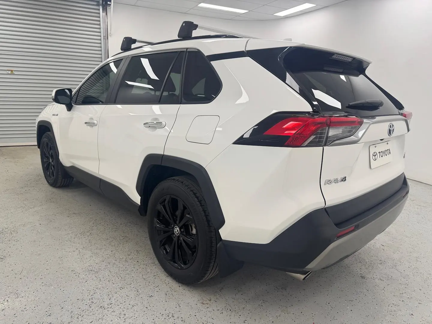 2022 Toyota RAV4 Gallery Image 4