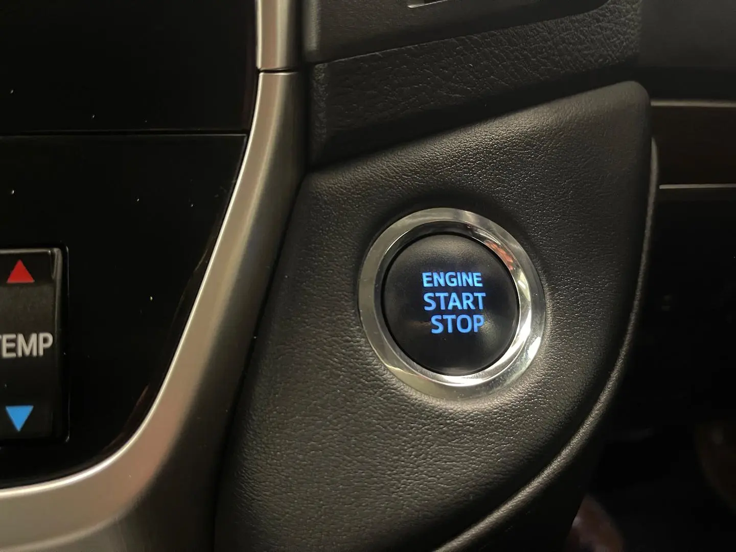 2020 Toyota Landcruiser Gallery Image 28