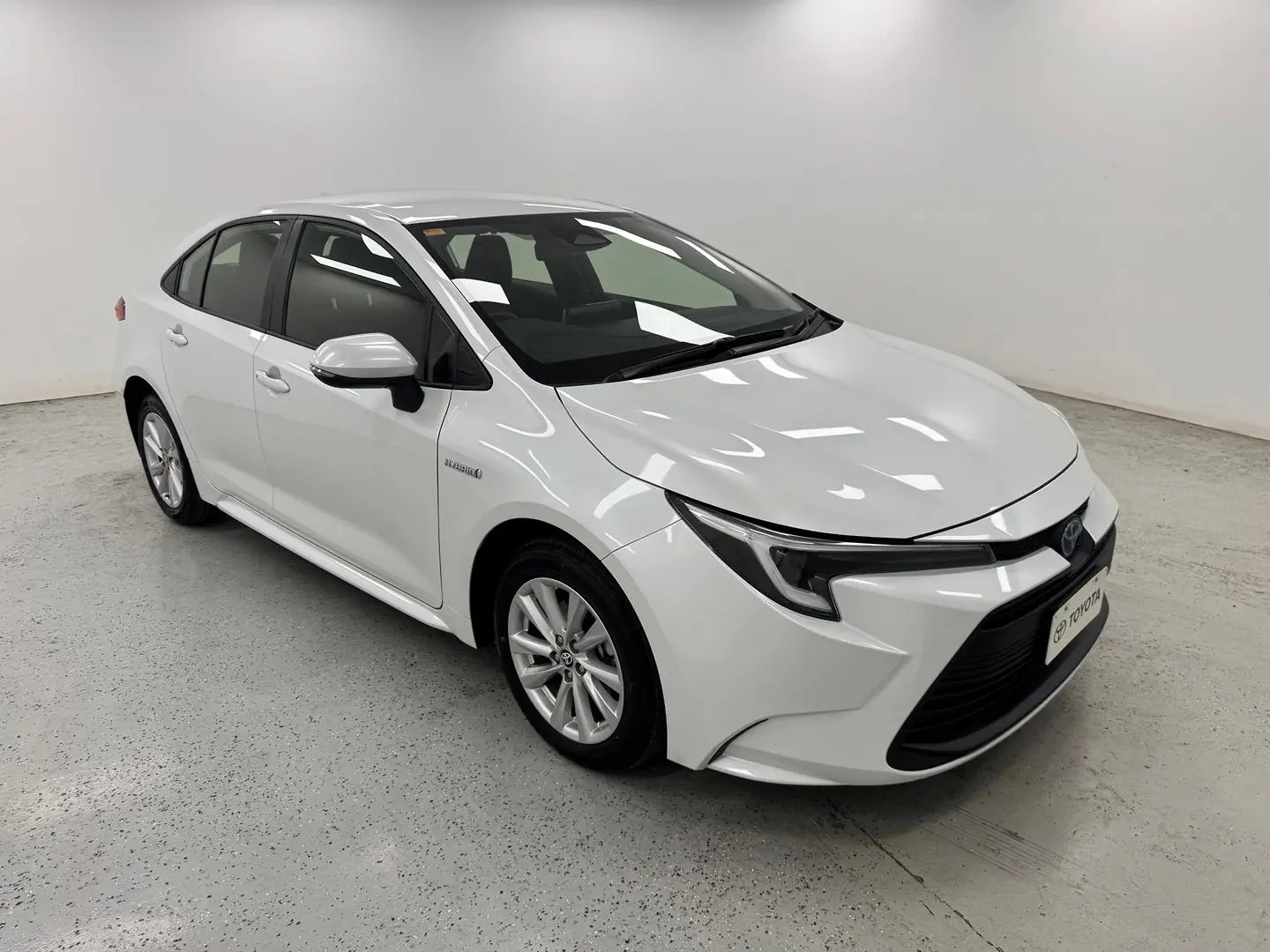2023 Toyota Corolla Gallery Image 2