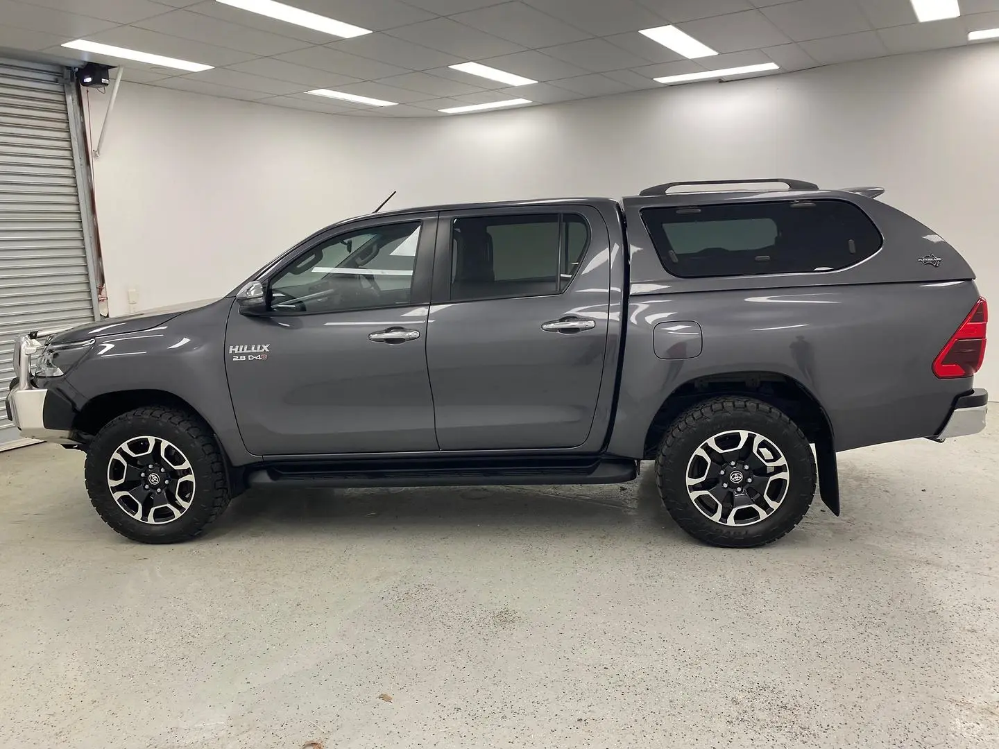 2021 Toyota Hilux Gallery Image 6