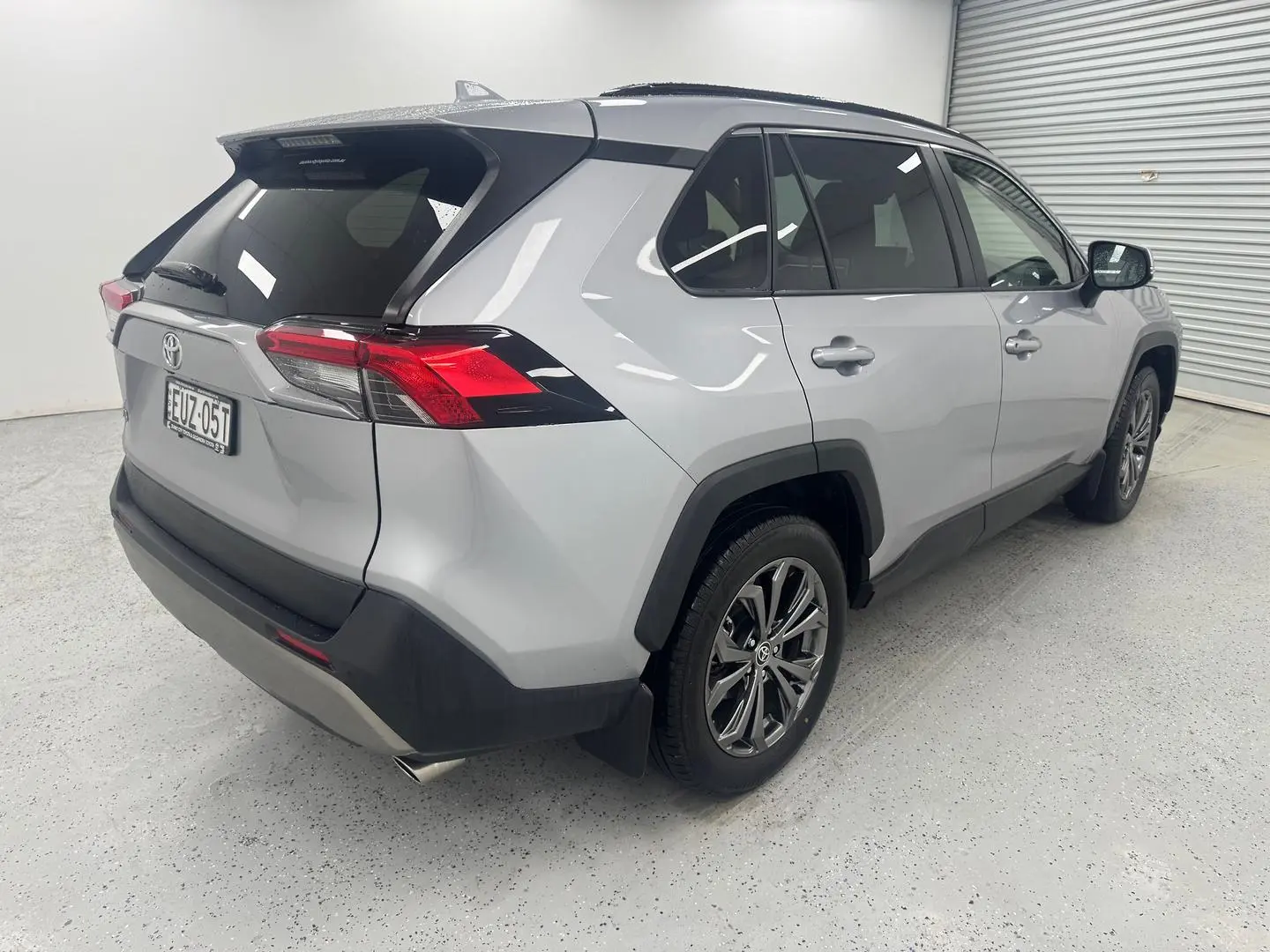 2022 Toyota RAV4 Gallery Image 3