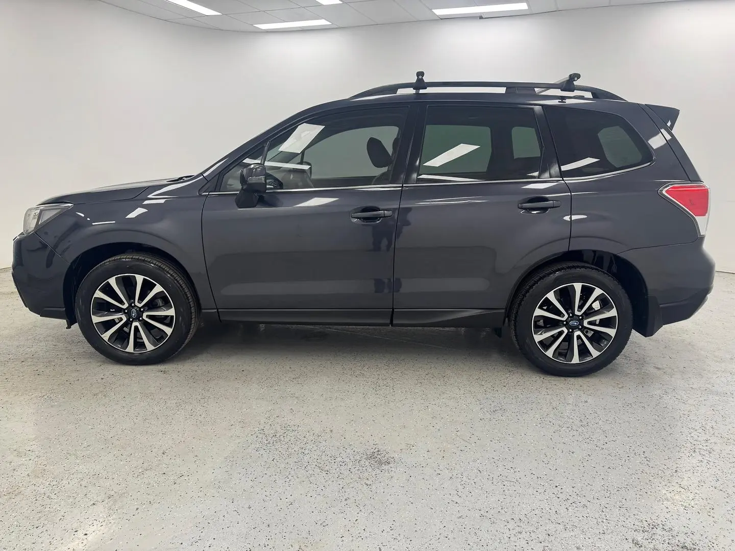 2016 Subaru Forester Gallery Image 5