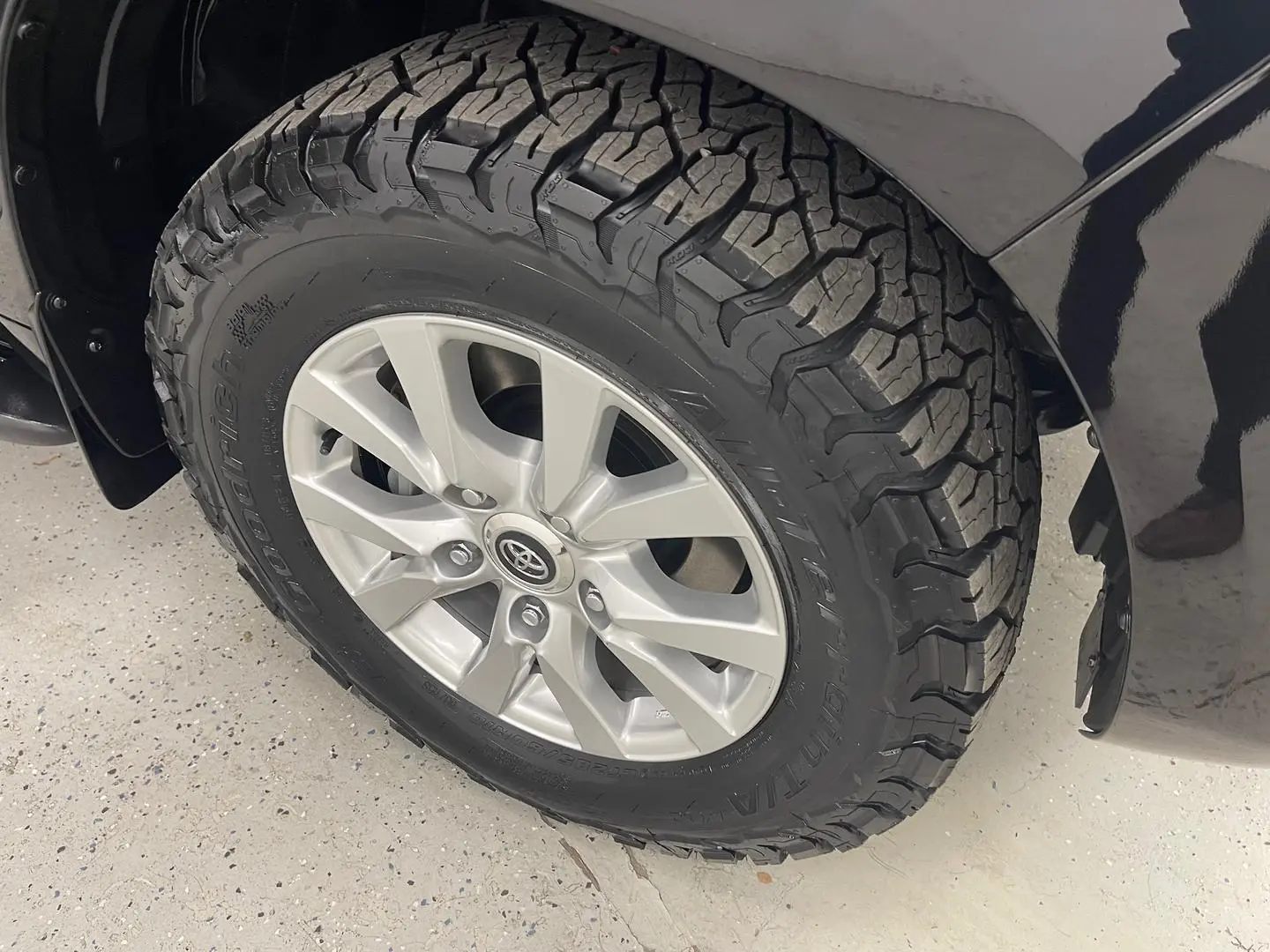 2020 Toyota Landcruiser Gallery Image 16