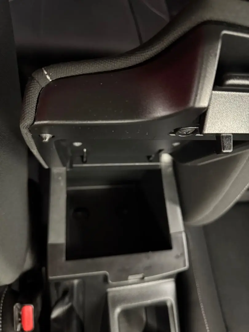 2022 Isuzu D-MAX Gallery Image 36