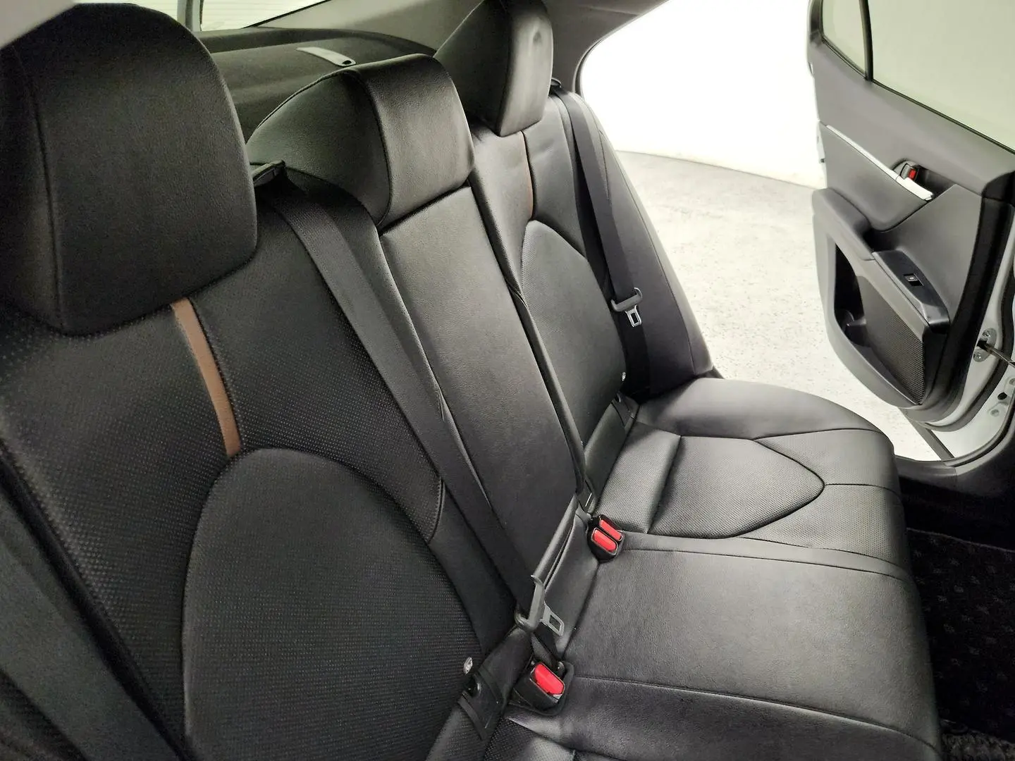 2020 Toyota Camry Gallery Image 23