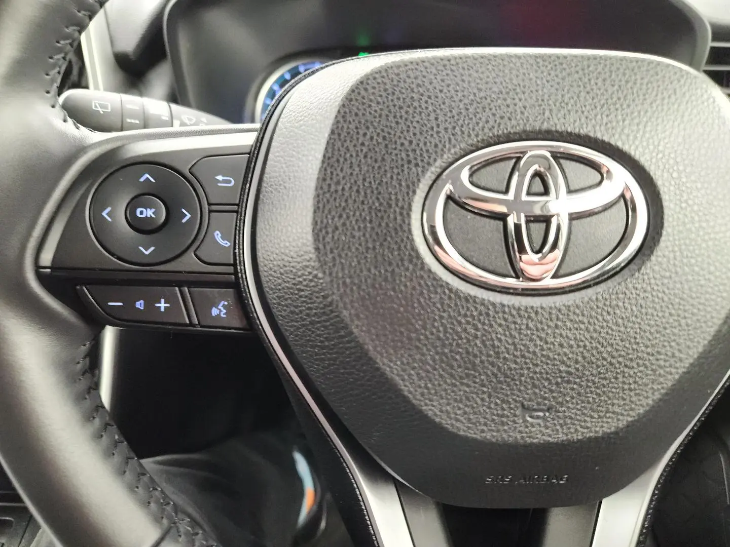 2020 Toyota RAV4 Gallery Image 27