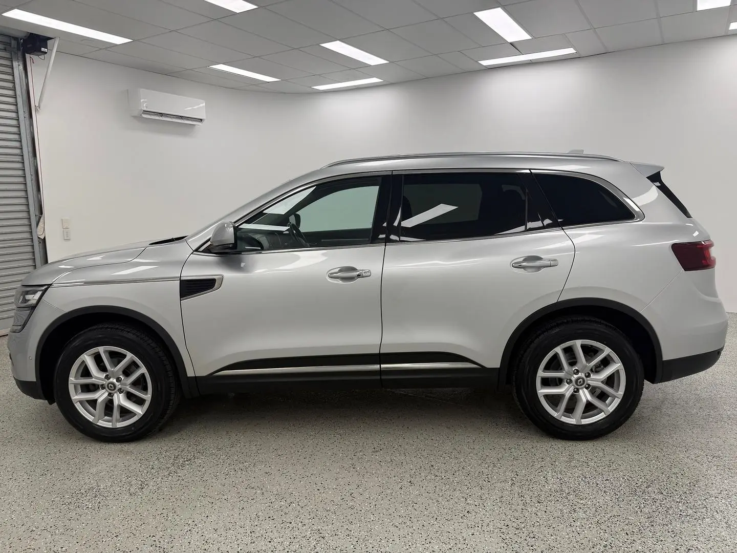 2018 Renault Koleos Gallery Image 6