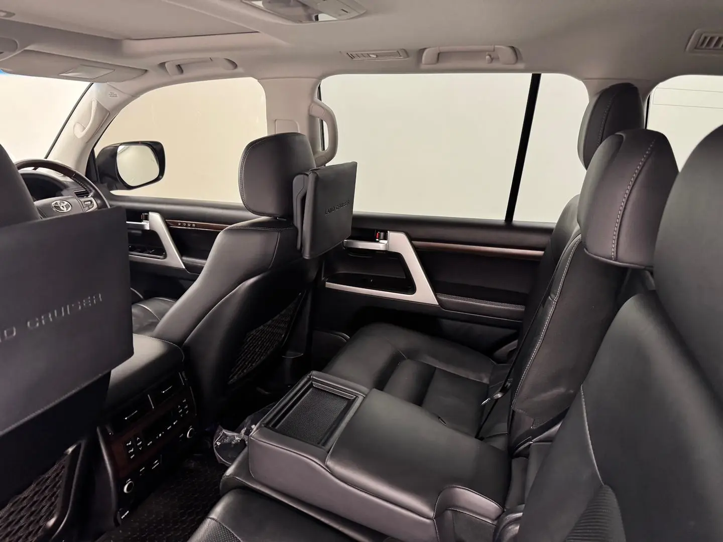 2021 Toyota Landcruiser Gallery Image 29