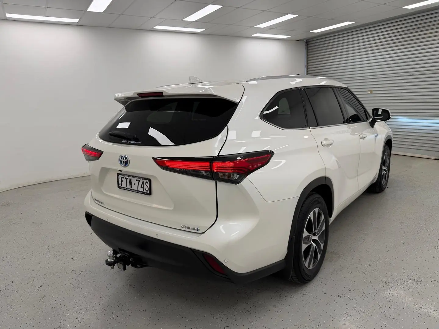2021 Toyota Kluger Gallery Image 3