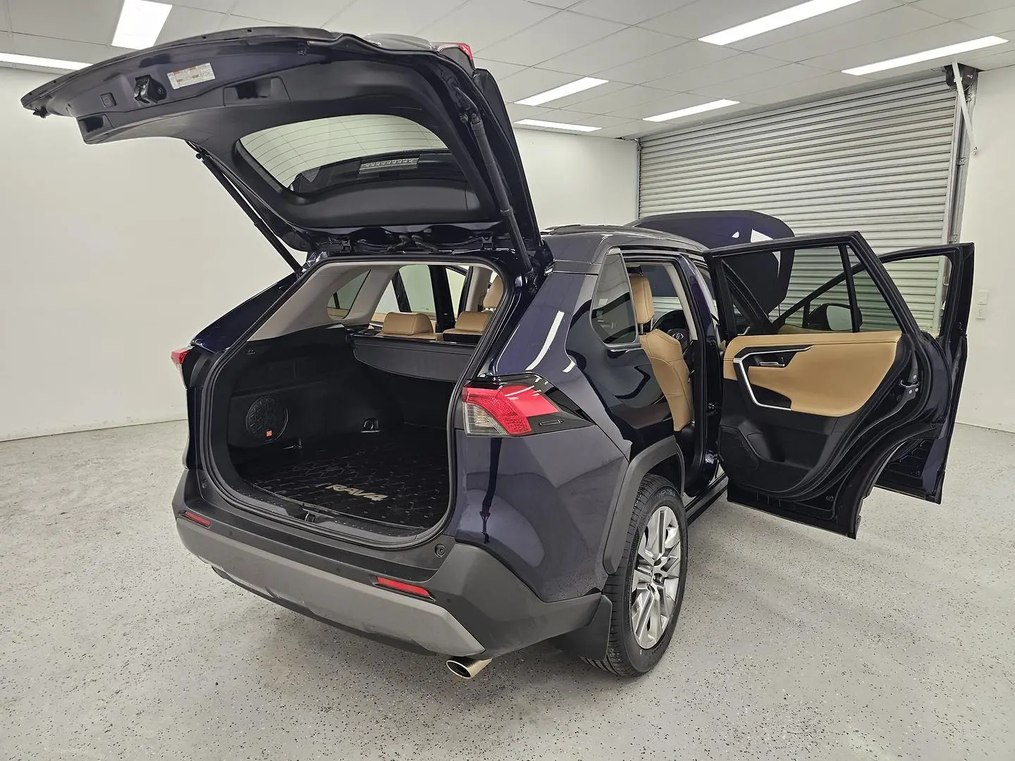 2021 Toyota RAV4 Gallery Image 20