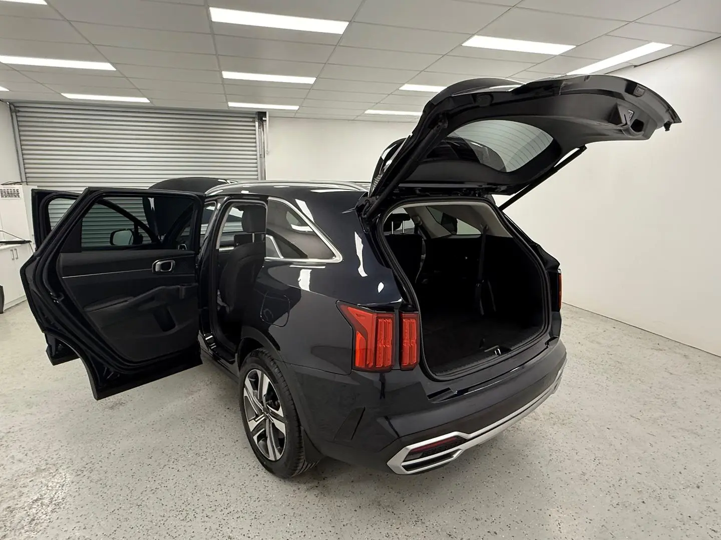 2023 Kia Sorento Gallery Image 12