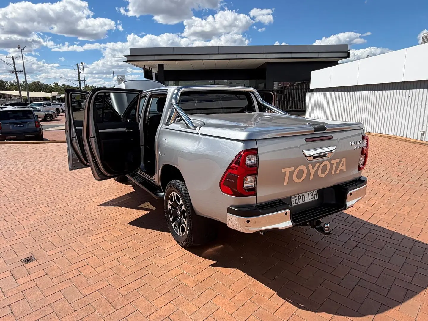 2021 Toyota Hilux Gallery Image 10