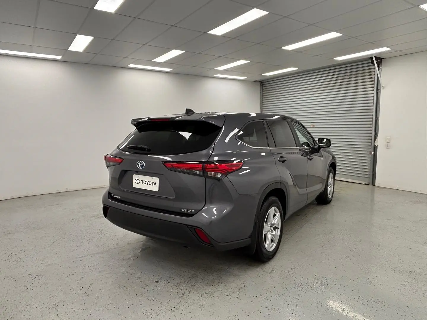 2023 Toyota Kluger Gallery Image 3