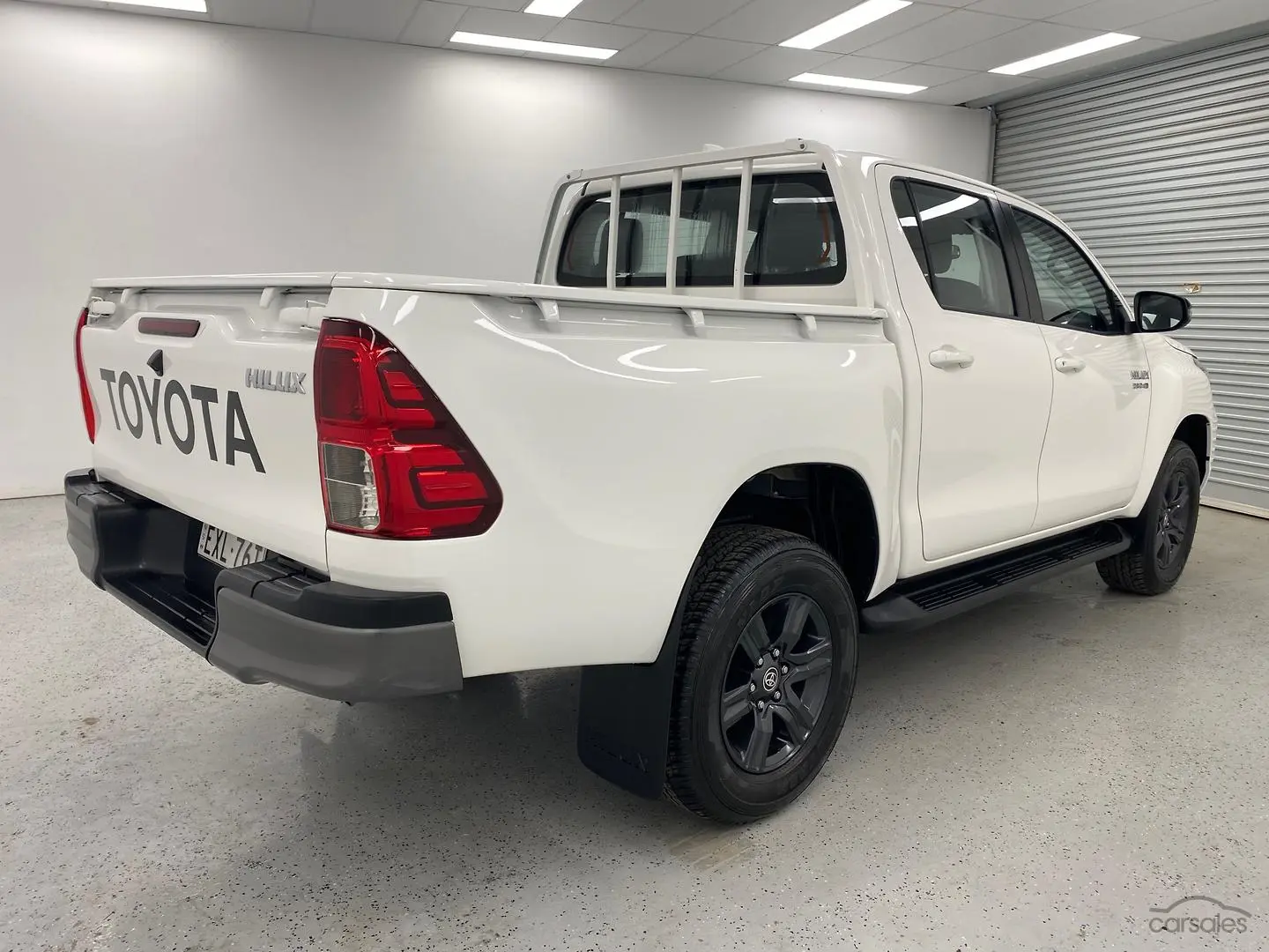 2023 Toyota Hilux Image 3