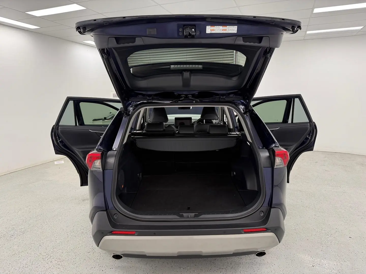 2023 Toyota RAV4 Gallery Image 14