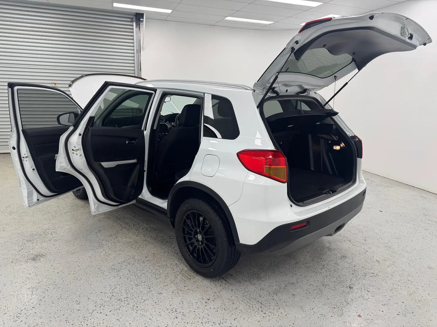 2018 Suzuki Vitara Gallery Image 10
