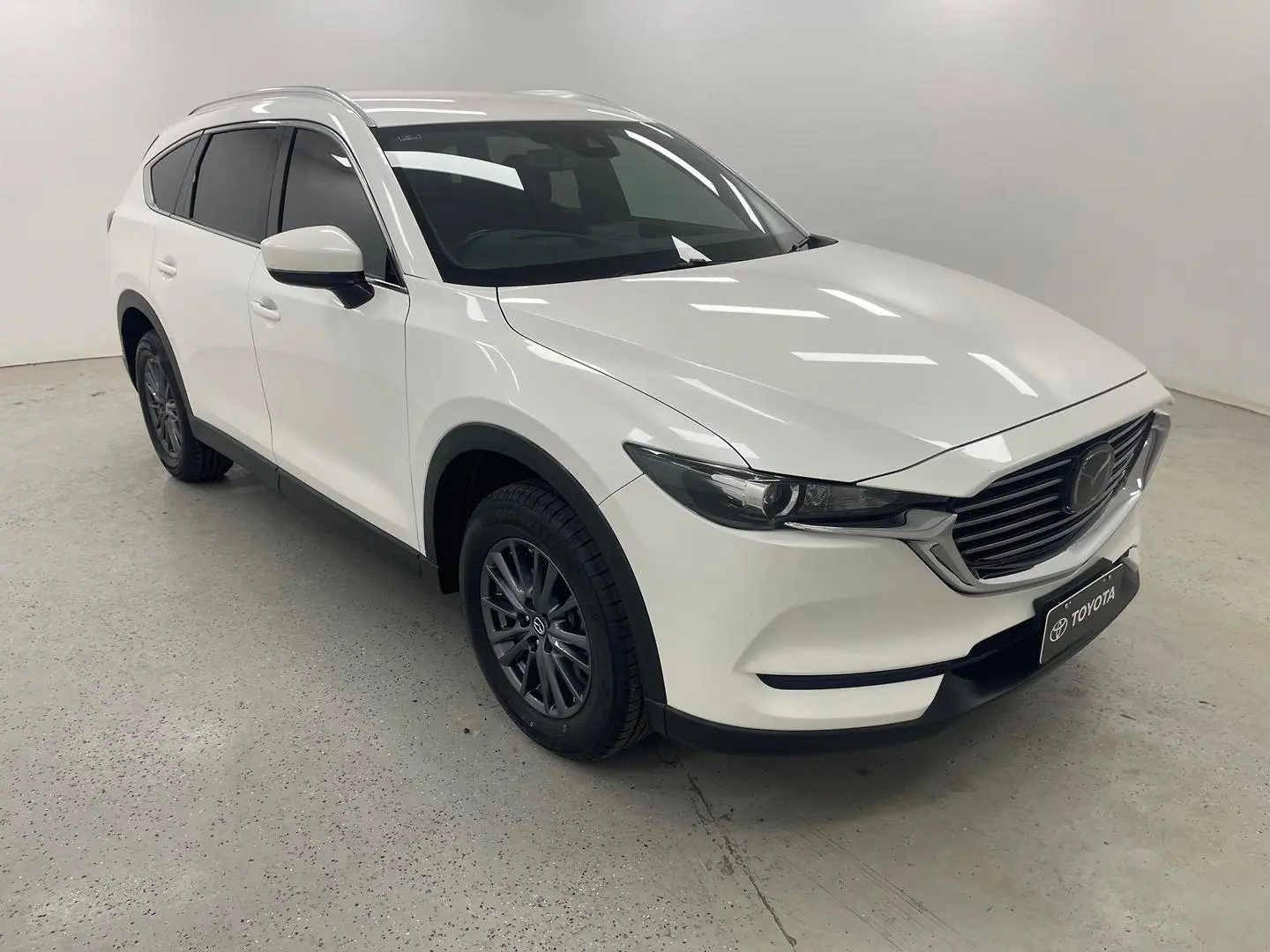 2022 Mazda CX-8 Gallery Image 1