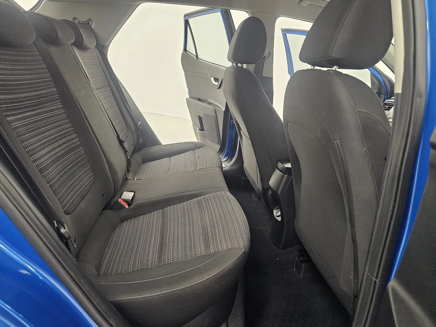 2024 Kia Stonic Gallery Image 21