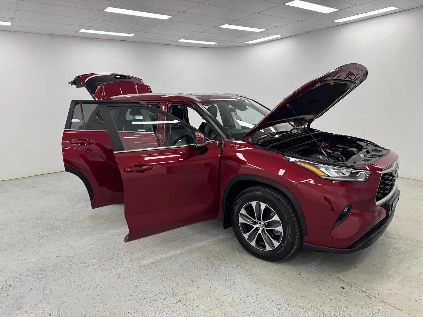 2023 Toyota Kluger Gallery Image 9