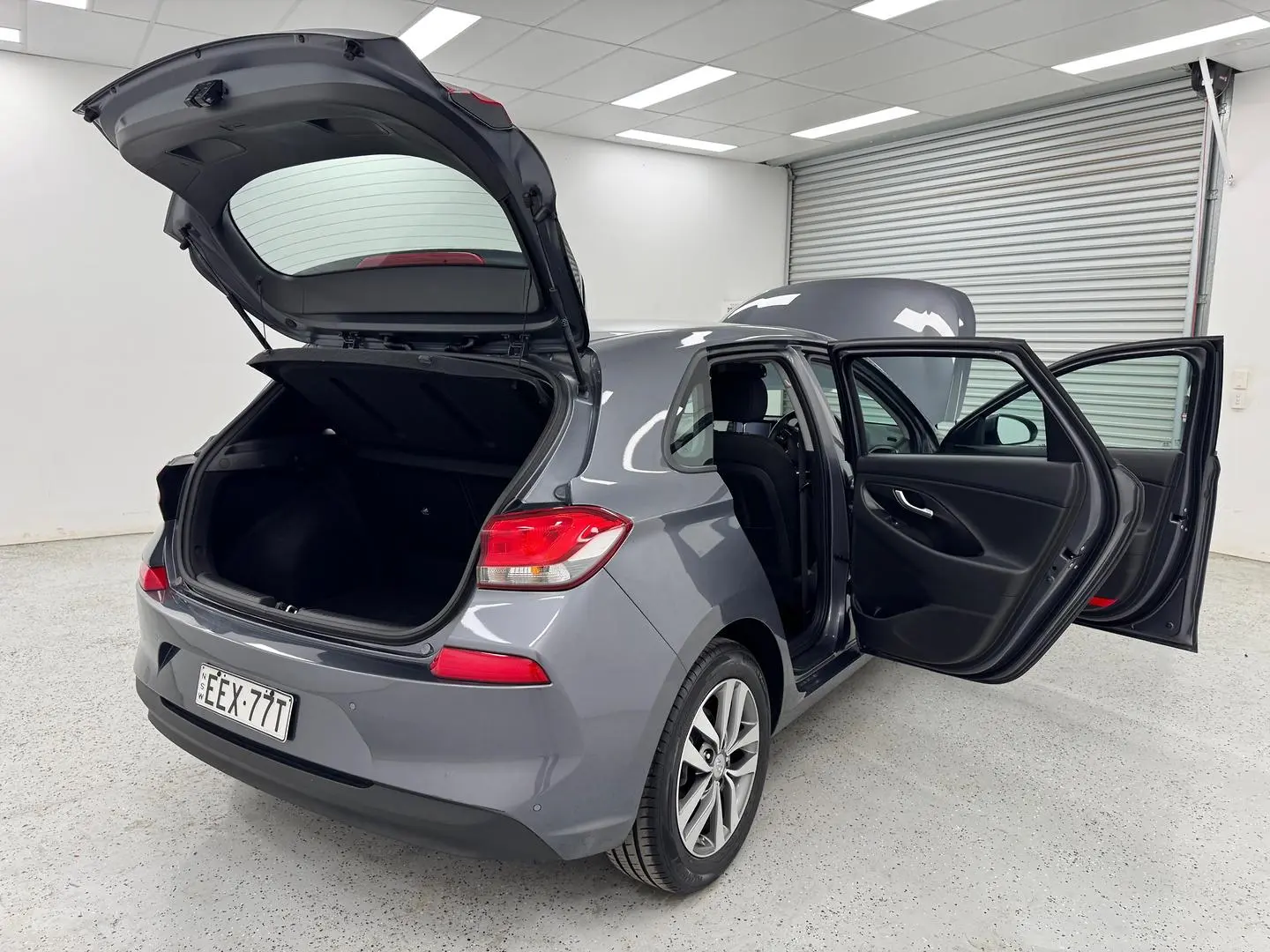 2019 Hyundai i30 Gallery Image 9