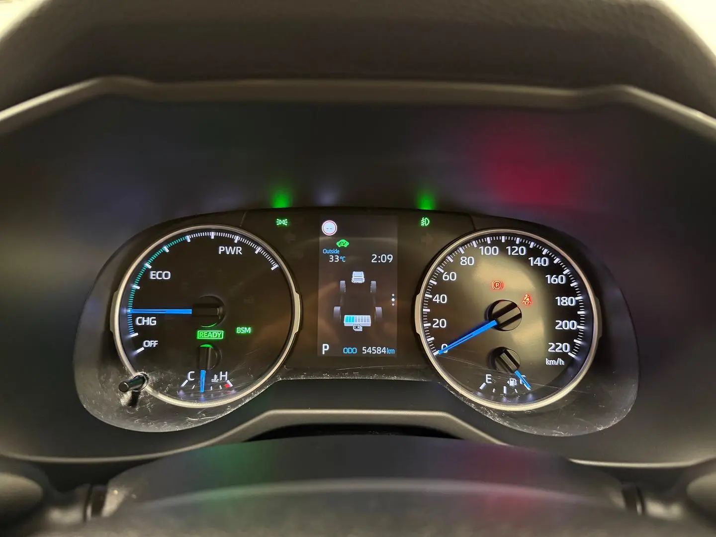 2021 Toyota RAV4 Gallery Image 24