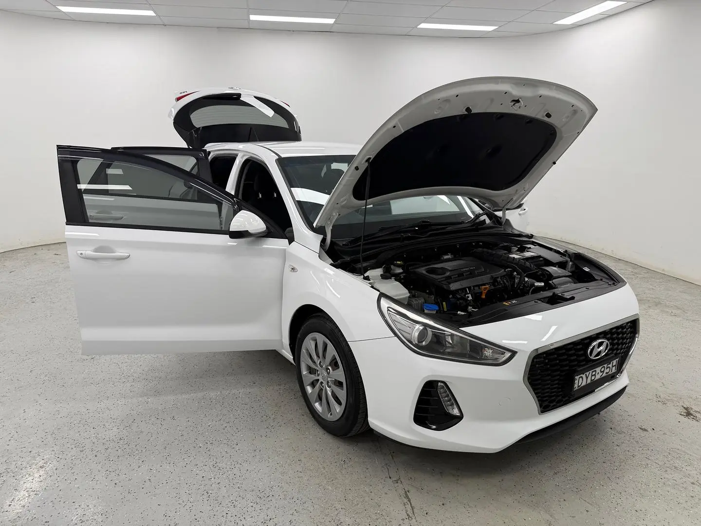 2018 Hyundai i30 Gallery Image 19