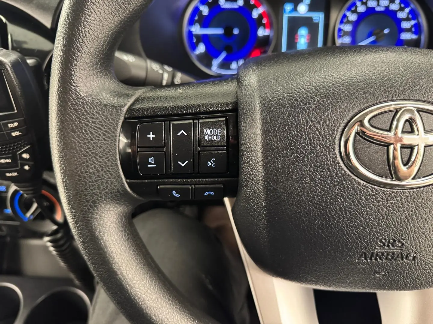2020 Toyota Hilux Gallery Image 23