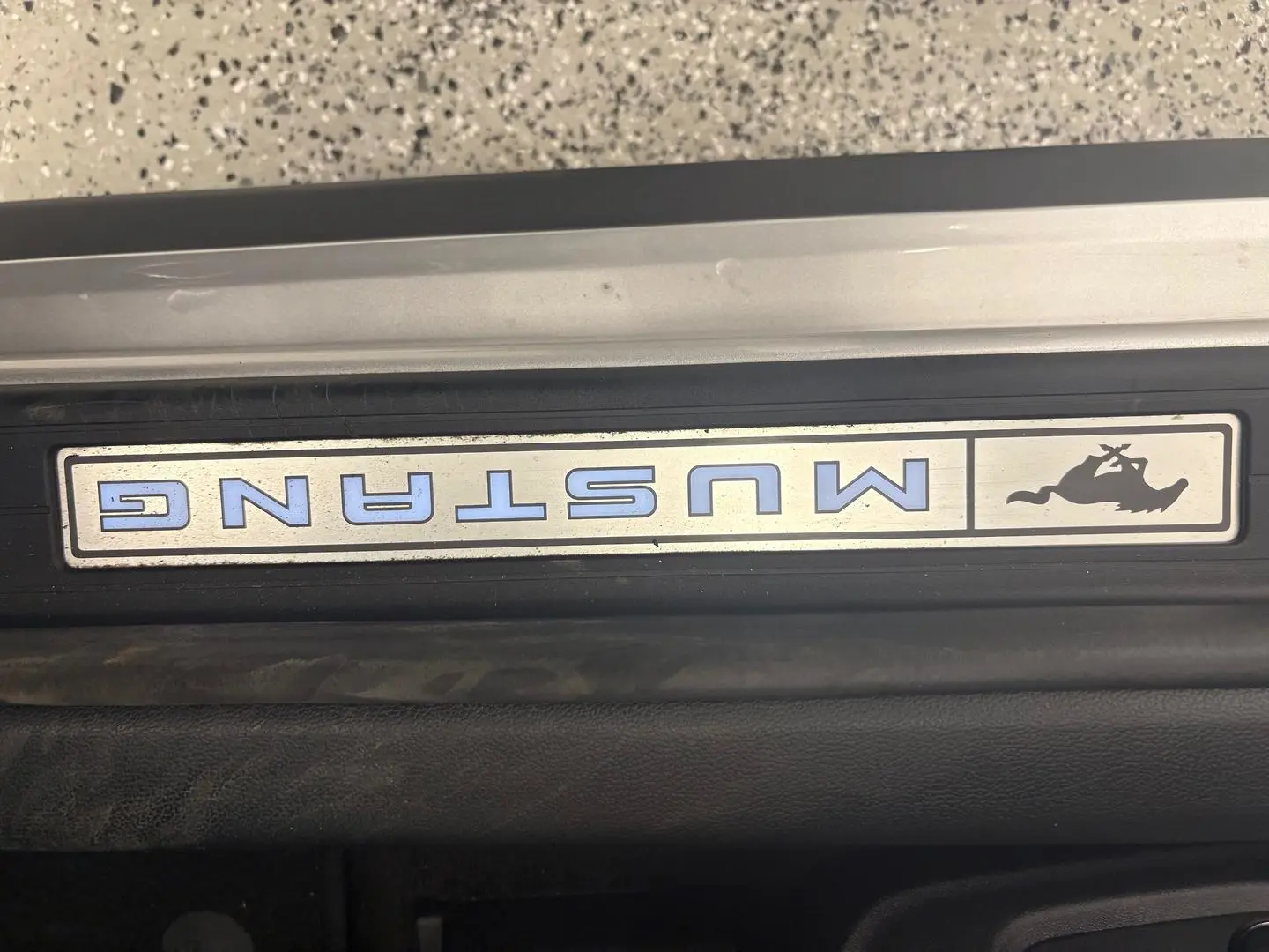 2017 Ford Mustang Gallery Image 34