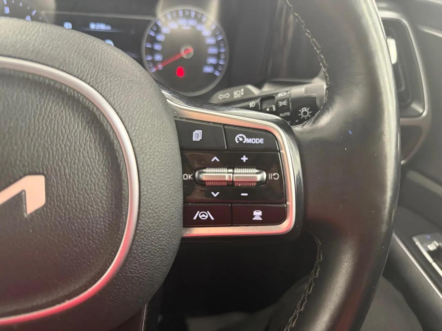 2023 Kia Sorento Gallery Image 32
