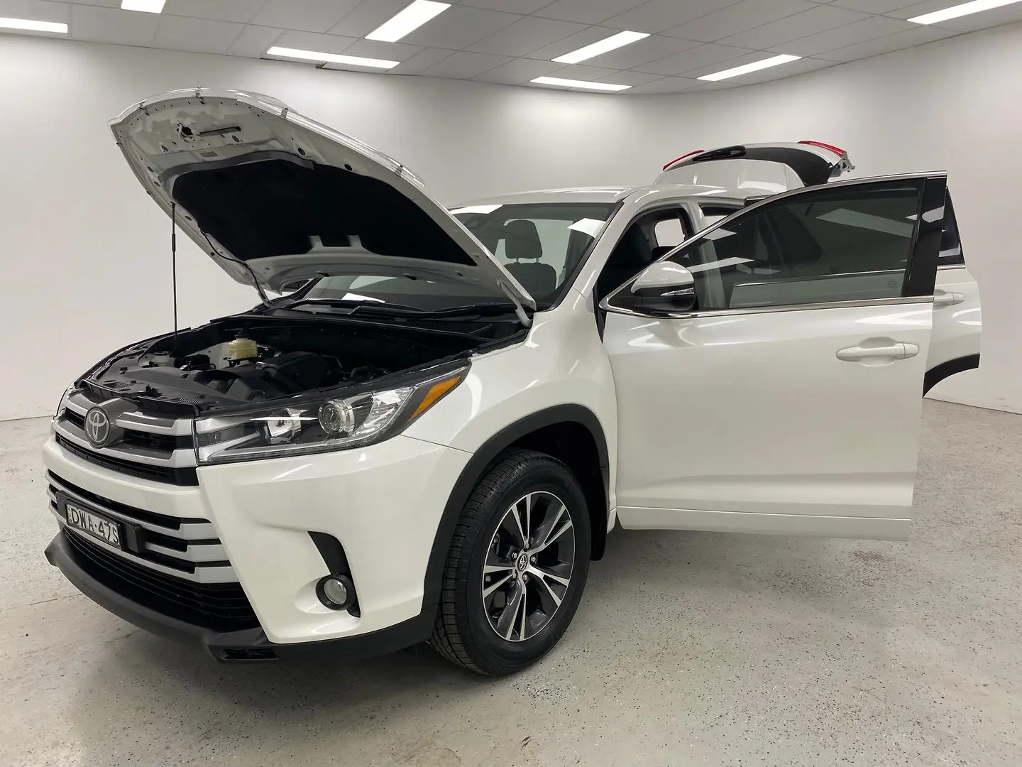 2018 Toyota Kluger Gallery Image 15