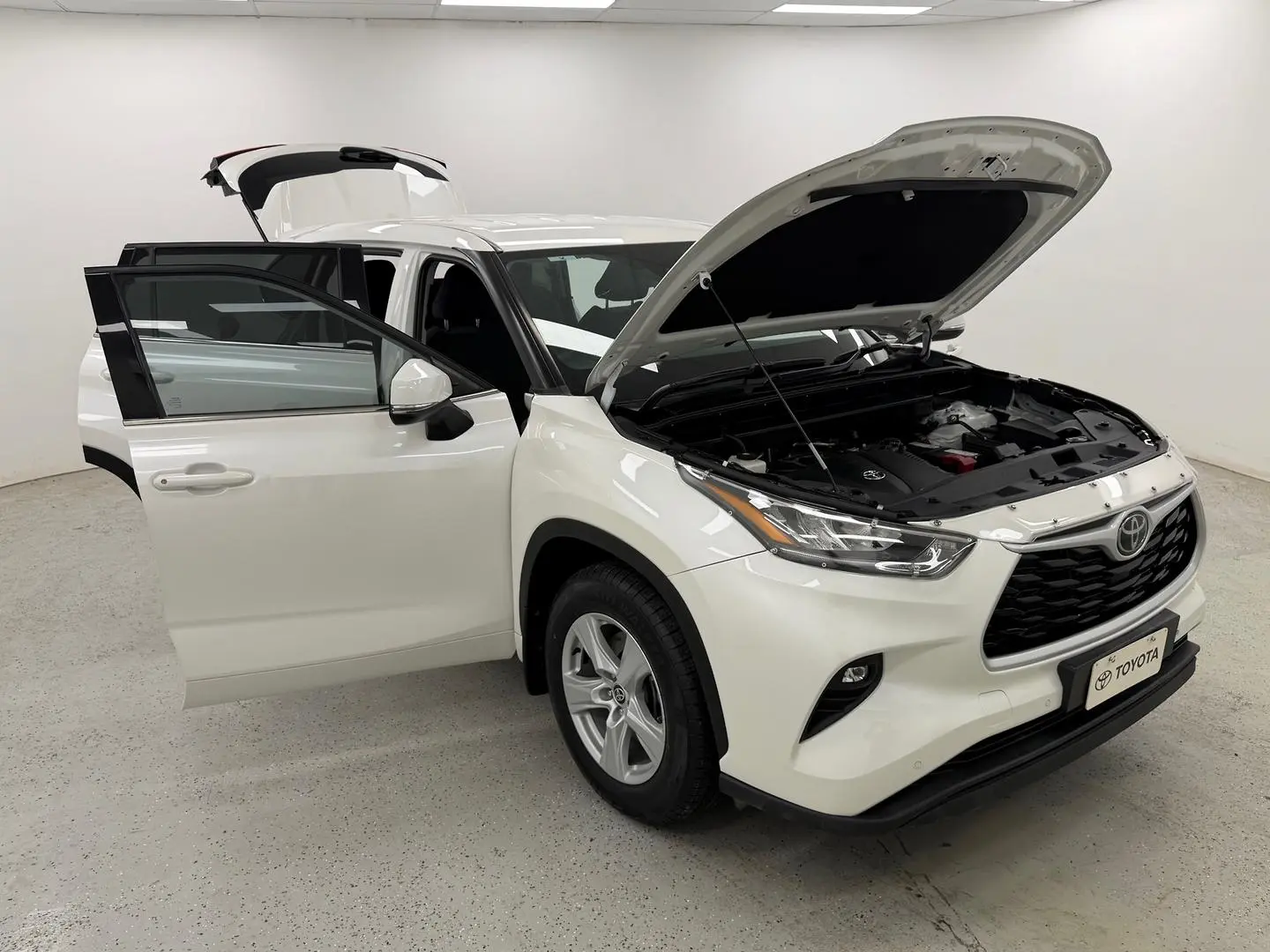 2021 Toyota Kluger Gallery Image 7