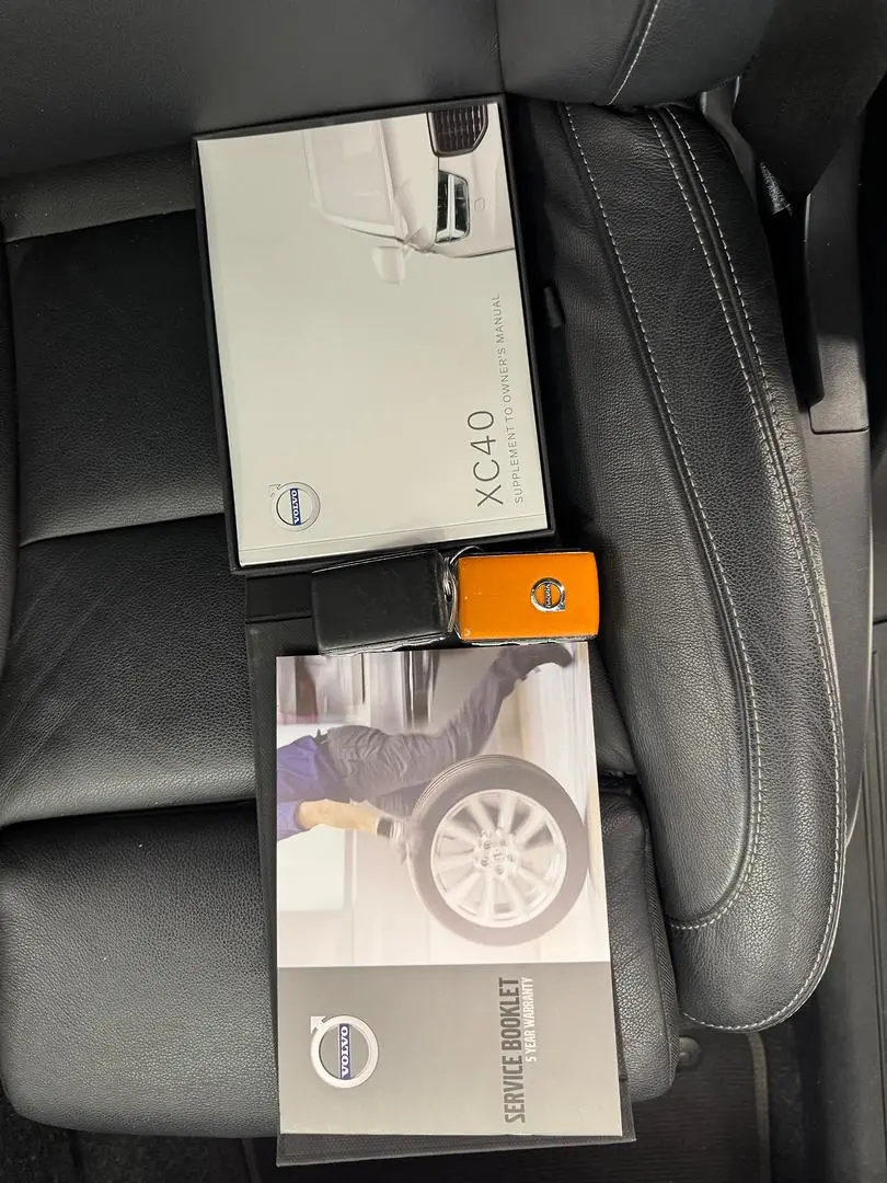 2020 Volvo XC40 Gallery Image 33