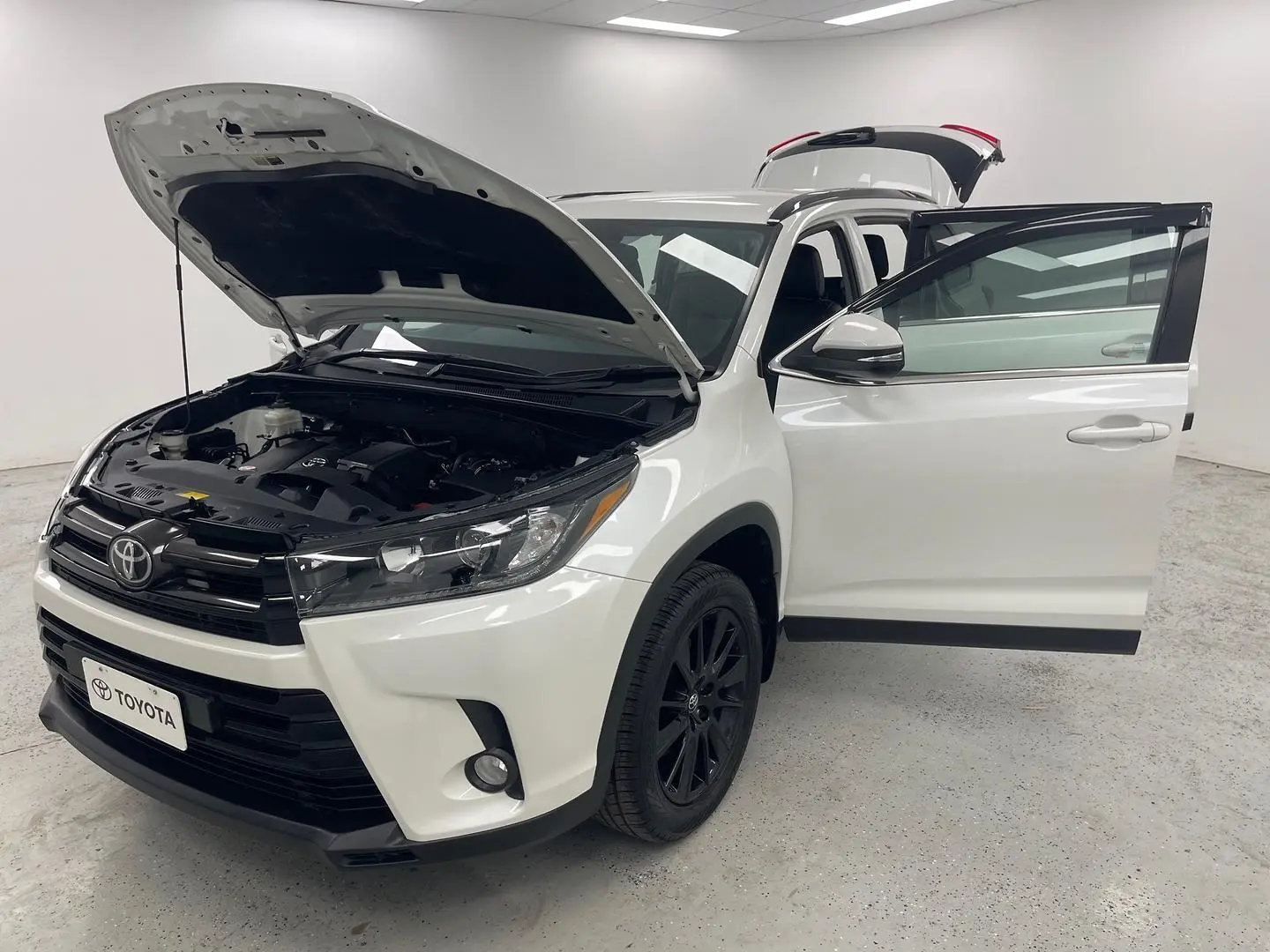 2019 Toyota Kluger Gallery Image 13