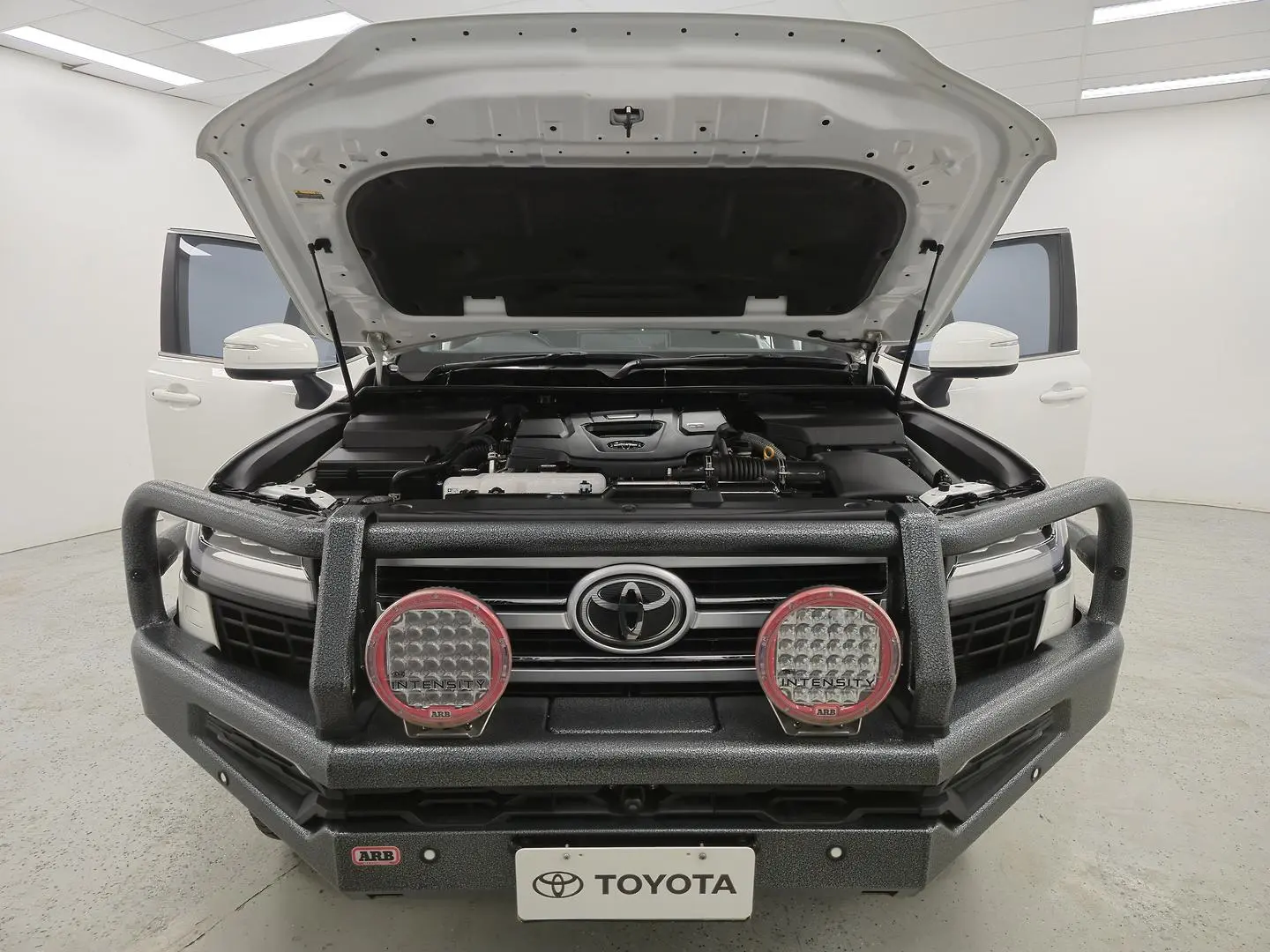 2022 Toyota Landcruiser Gallery Image 12