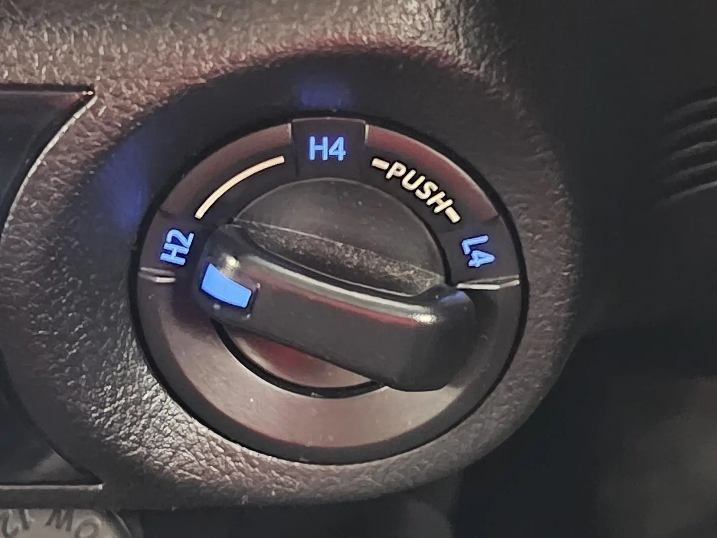 2021 Toyota Hilux Gallery Image 33