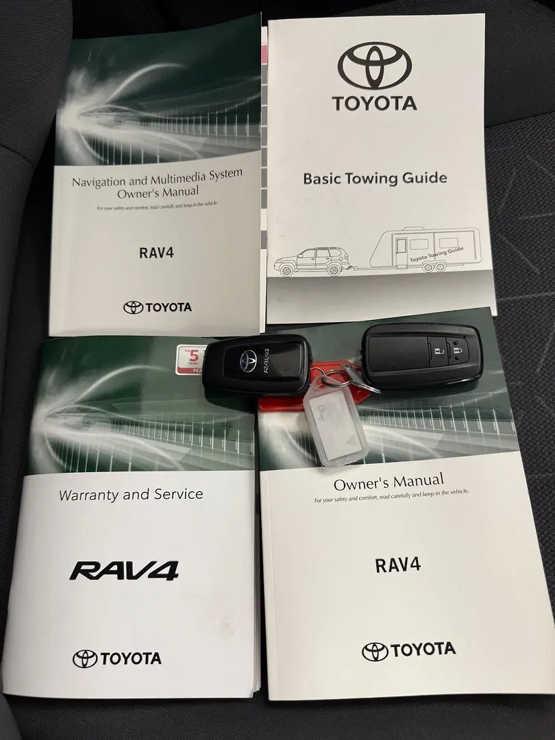 2020 Toyota RAV4 Gallery Image 27